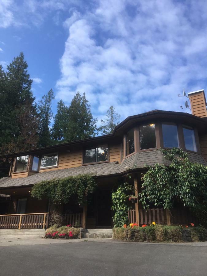 Oceanspray Hideaway Apartment North Saanich Bagian luar foto
